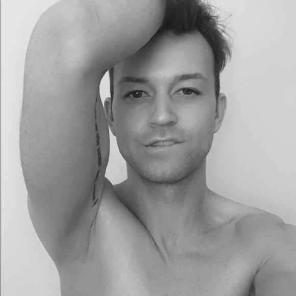 Meet your Posher, Kye - Picture 5 of 8